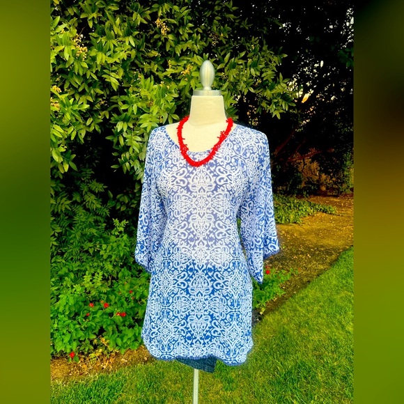 Elegant Blue Patterned Women's Camisole - Picture 8 of 8